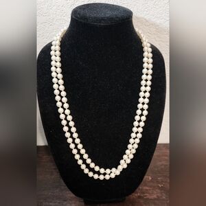 Elegant Pearl Necklace